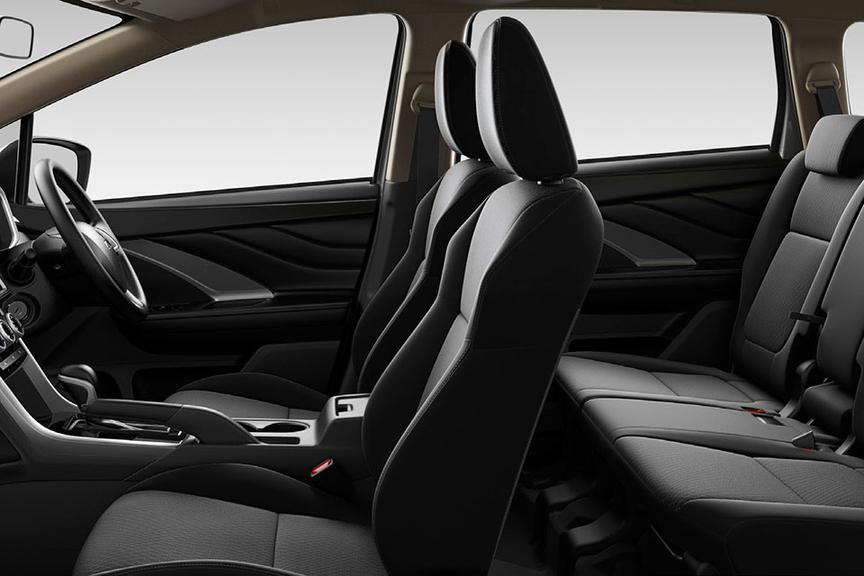 Xpander Gallery Image, Interior View, Exterior View, Features and Options