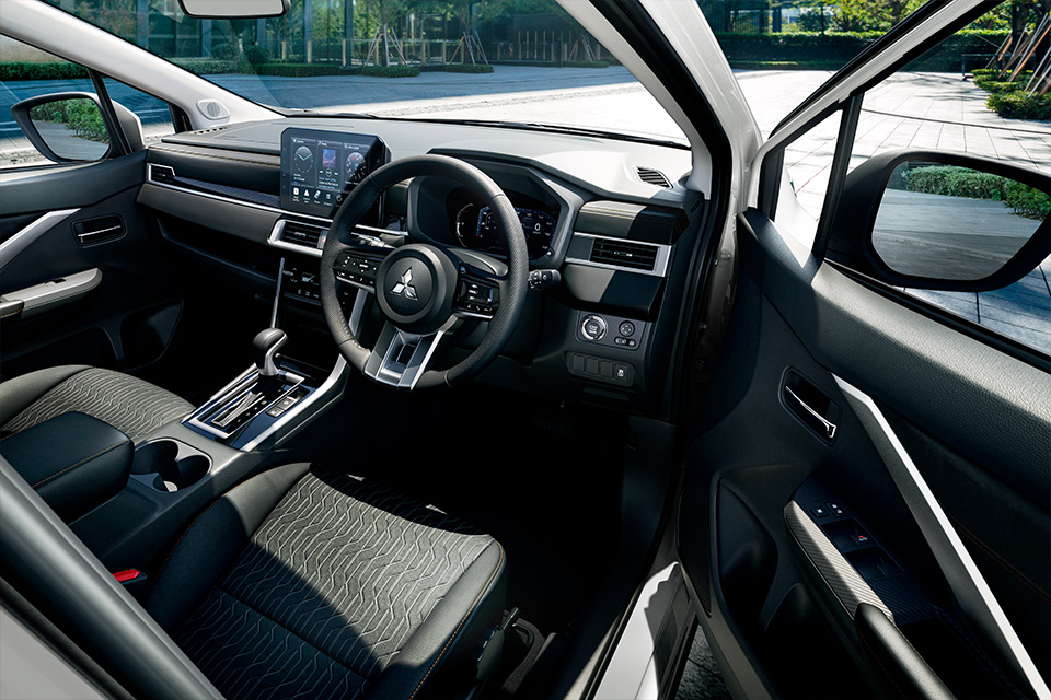 Xpander Gallery Image, Interior View, Exterior View, Features and Options